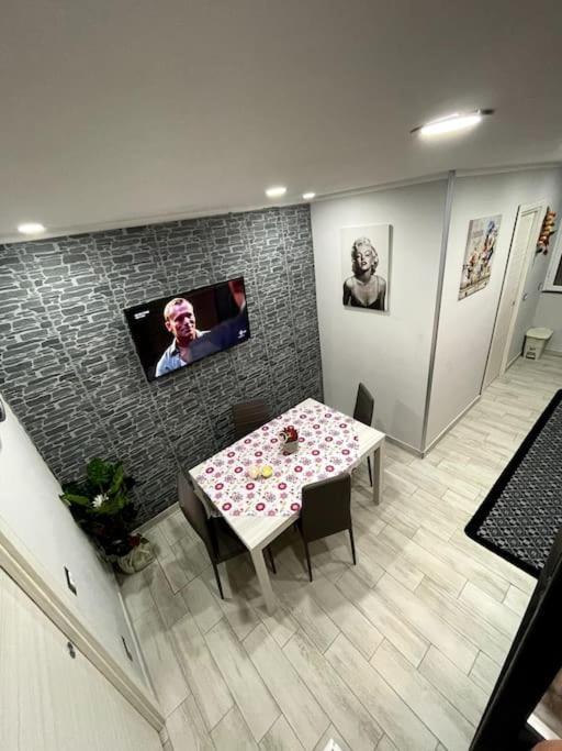 White House Spacca Napoli Buitenkant foto