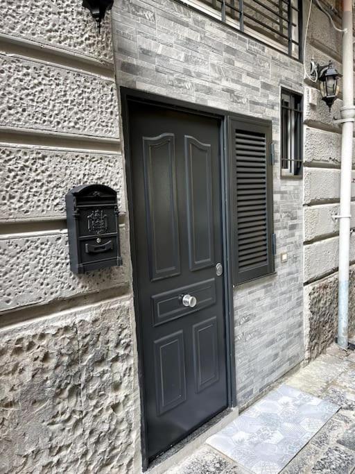 White House Spacca Napoli Buitenkant foto